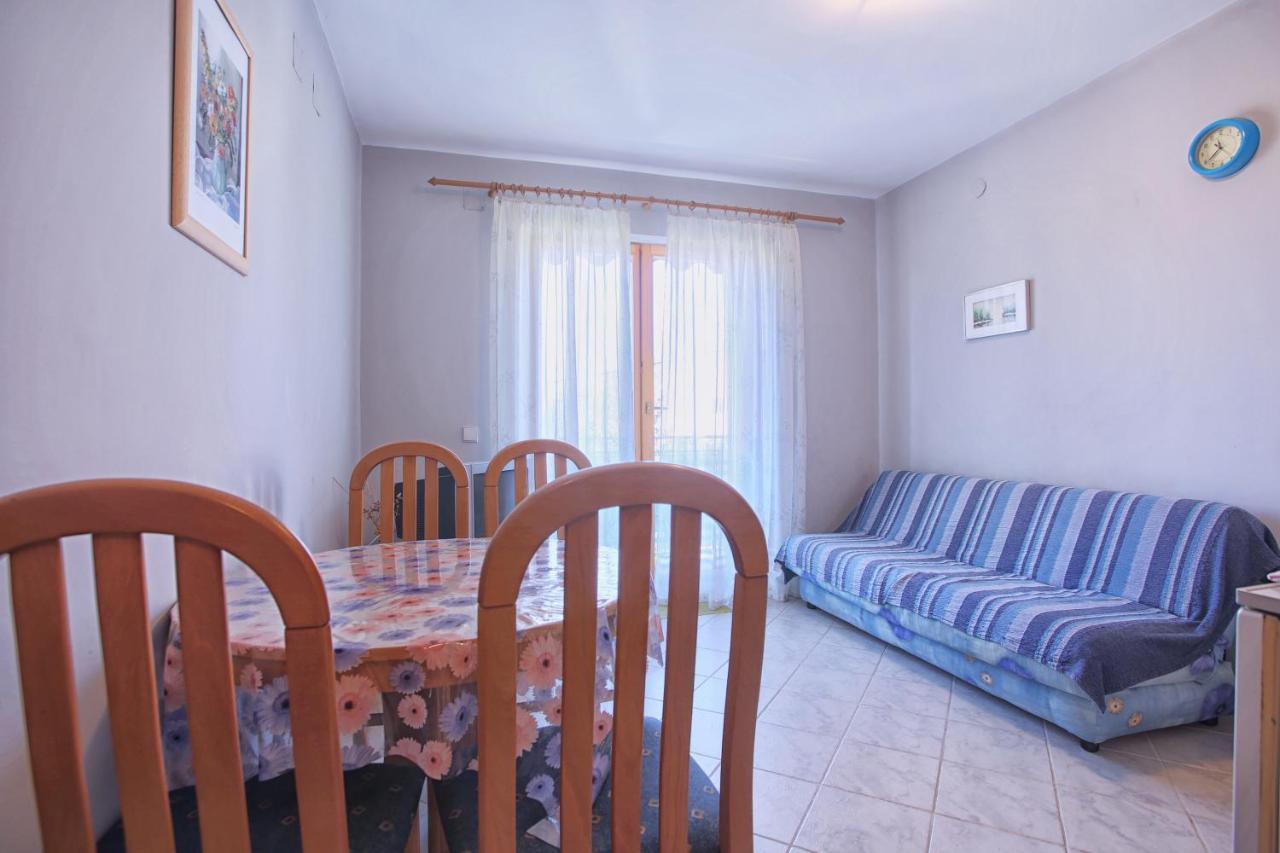 Mladen Apartamento Medulin Exterior foto
