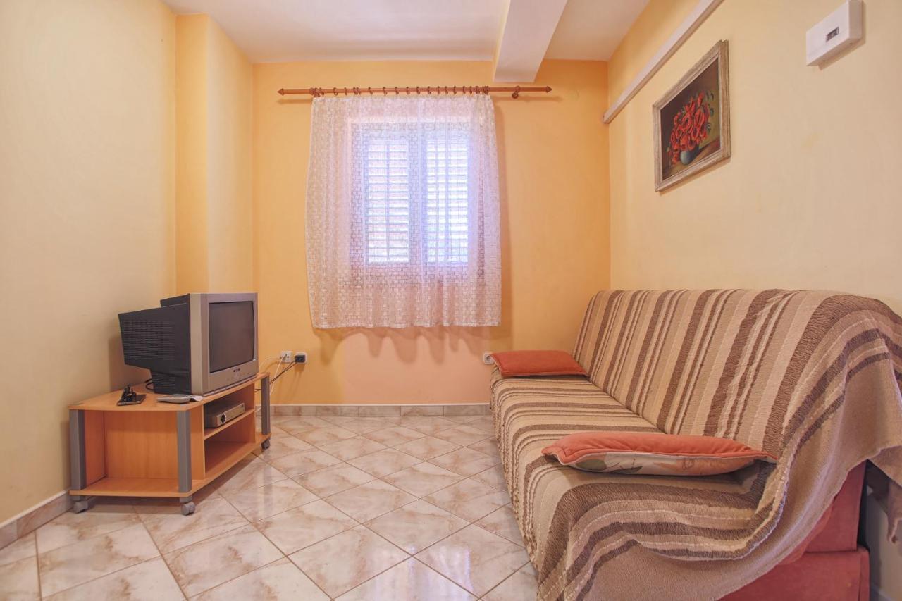 Mladen Apartamento Medulin Exterior foto